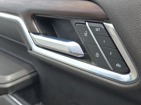 Used 2023 GMC Sierra 1500 SLT w/ SLT Premium Plus Package image 22