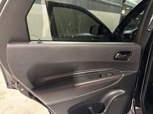 Used 2023 Dodge Durango R/T w/ Tow 'N Go Package AWD/4WD image 38