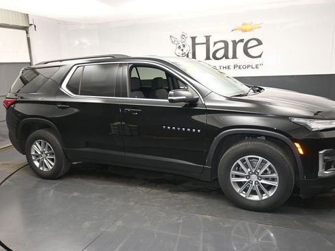 Used 2023 Chevrolet Traverse LT image 27