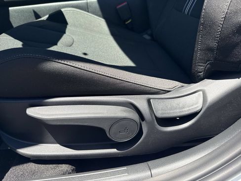 New 2026 Hyundai Elantra Sport FWD image 12