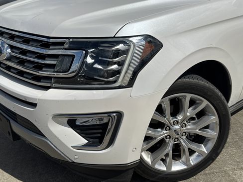 Used 2019 Ford Expedition Limited w/ Equipment Group 302A image 2