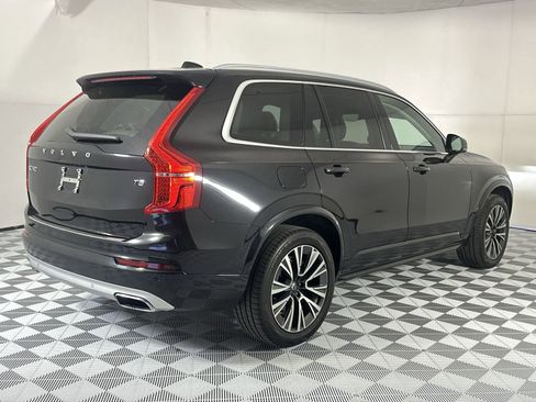 Used 2020 Volvo XC90 T5 Momentum w/ Protection Package Premier FWD image 8