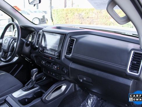 Used 2022 Nissan Frontier SV w/ Technology Package image 39