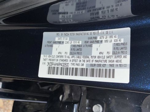 Used 2024 MAZDA MAZDA3 s image 40