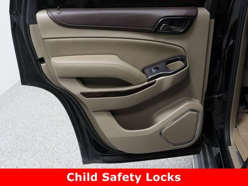 Used 2016 GMC Yukon SLT w/ Open Road Package image 29