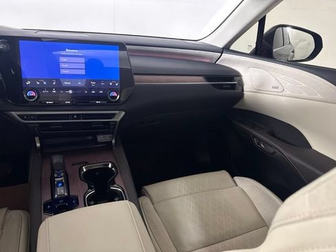 Used 2023 Lexus RX 350 FWD w/ Accessory Package image 35