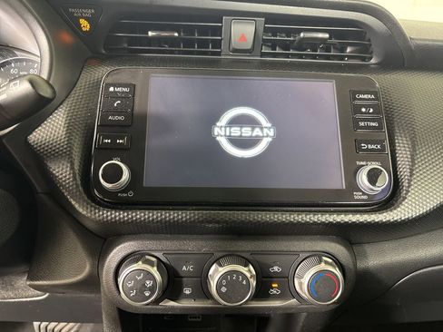 Used 2023 Nissan Kicks SV image 15