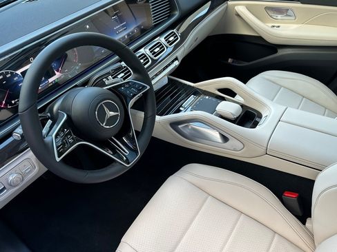 New 2026 Mercedes-Benz GLE 450 4MATIC image 9