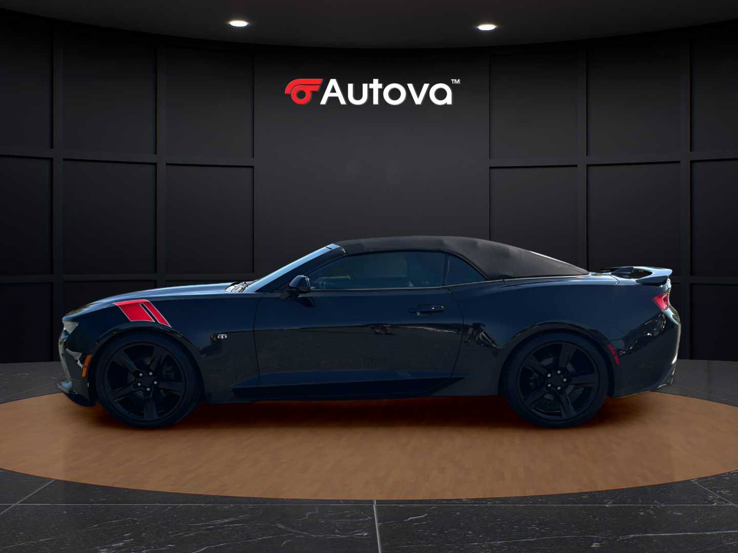 Used 2017 Chevrolet Camaro LT RWD image 2