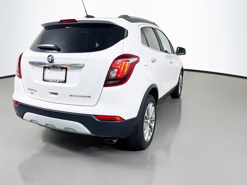 Used 2018 Buick Encore Preferred FWD image 4