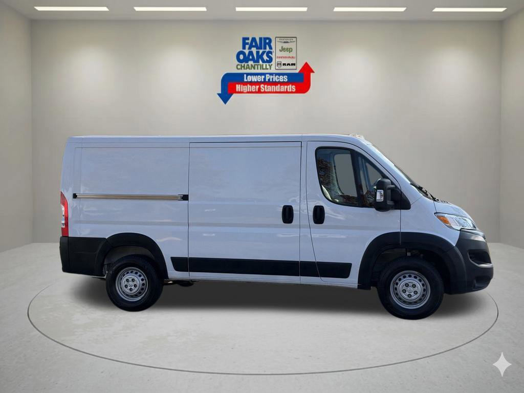 Used 2025 RAM ProMaster 2500 w/ Convenience Group FWD image 5