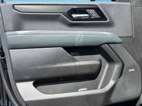 New 2026 GMC Yukon AT4 image 16