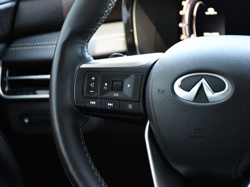 Used 2023 INFINITI QX60 Sensory AWD/4WD image 28
