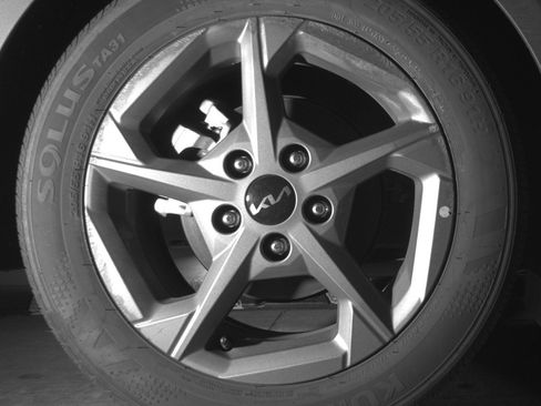 Used 2025 Kia K4 LXS image 15