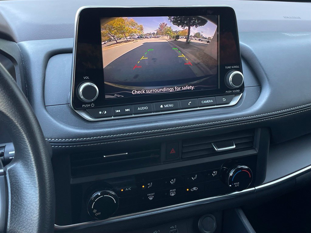 Used 2023 Nissan Rogue S FWD image 18