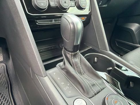 Used 2023 Volkswagen Atlas SE AWD/4WD image 18