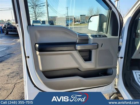 Used 2020 Ford F150 XLT w/ Equipment Group 302A Luxury image 9