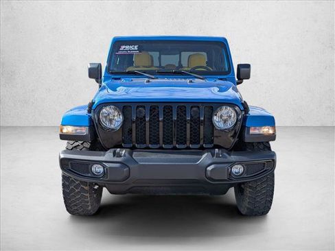 Used 2022 Jeep Gladiator Willys image 2