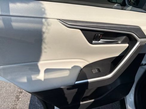 Used 2023 Toyota RAV4 XLE w/ Convenience Package FWD image 22