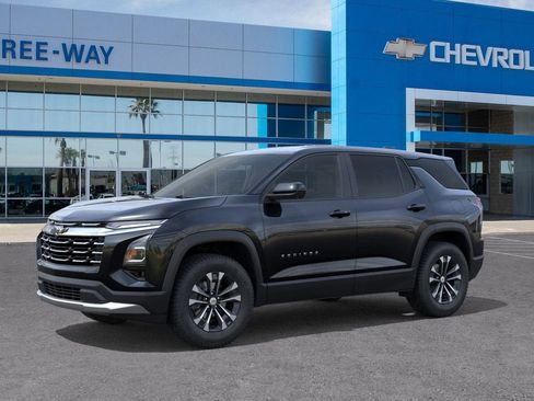 New 2026 Chevrolet Equinox LT w/ Safety and Technology Package image 2