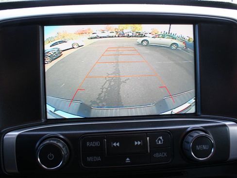 Used 2016 GMC Sierra 1500 SLT w/ Suspension Package, Off-Road image 14