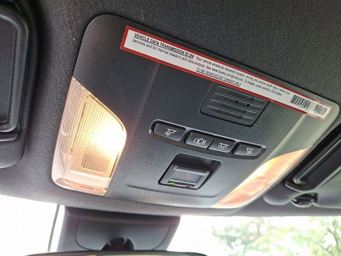 Used 2021 Toyota Corolla SE image 21