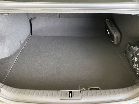 Used 2023 Genesis G70 3.3T image 30