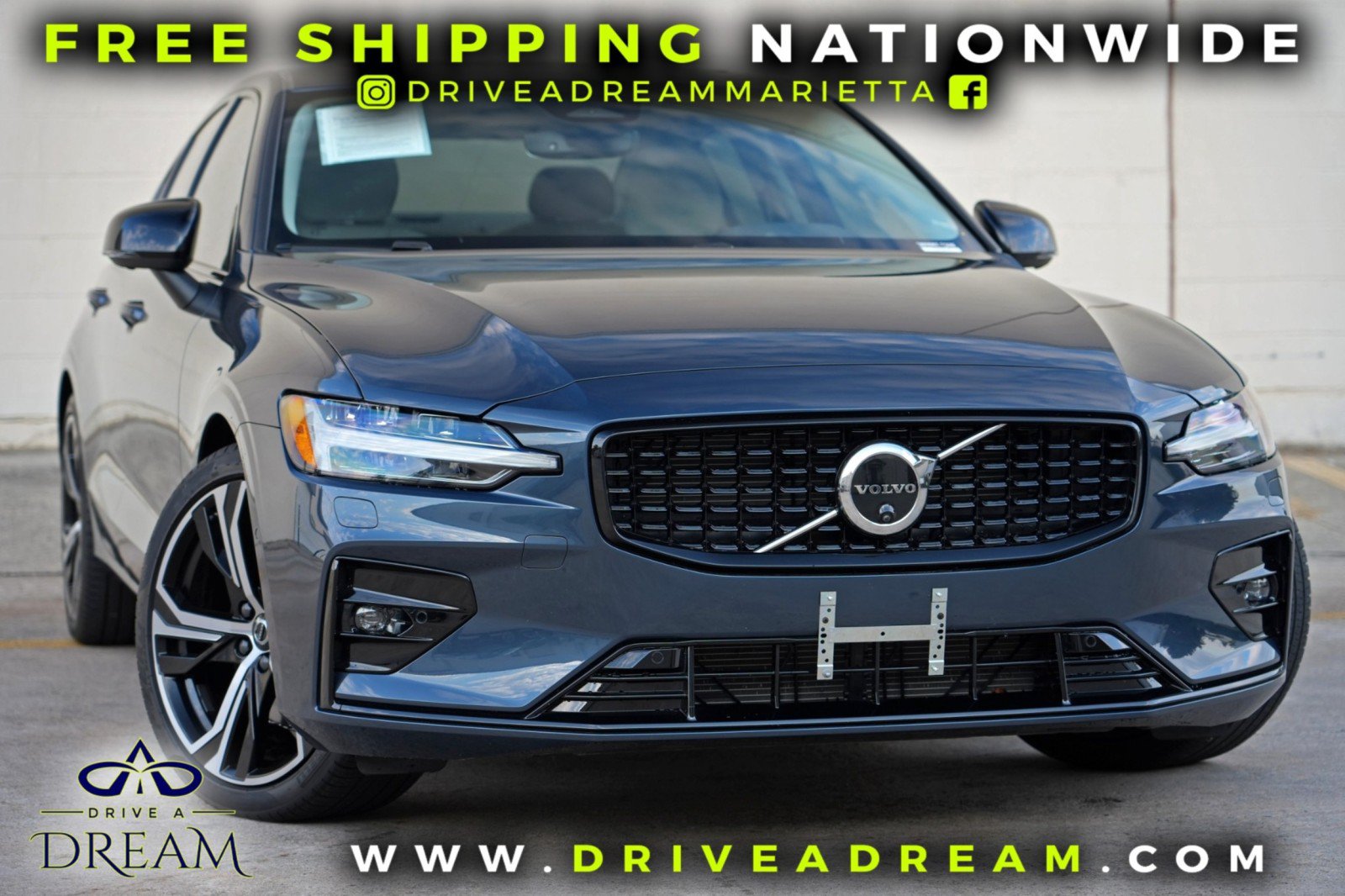 Used 2025 Volvo S60 B5 Plus w/ Climate Package FWD image 2