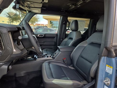 New 2025 Ford Bronco Outer Banks image 12