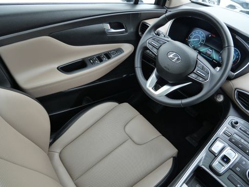 Certified 2023 Hyundai Santa Fe SEL w/ Premium Package image 9