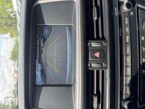 Used 2018 Kia Optima LX w/ 17" Alloy Wheels Package FWD image 15