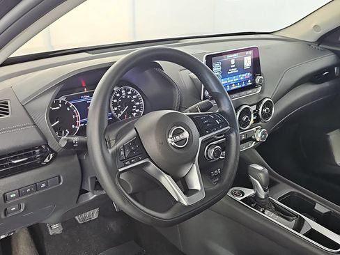 Certified 2025 Nissan Sentra SV FWD image 15