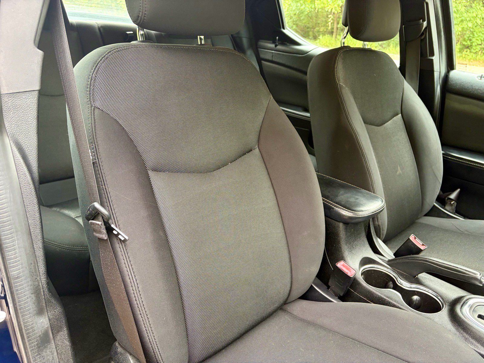 Used 2013 Dodge Avenger SE FWD image 14