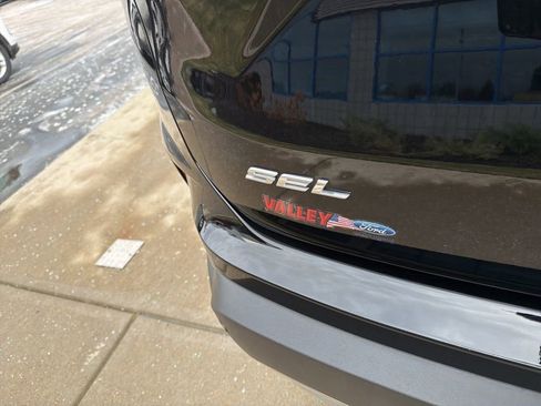 Used 2024 Ford Edge SEL w/ Convenience Package image 39