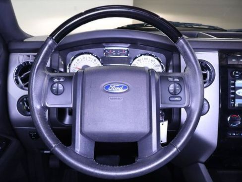 Used 2013 Ford Expedition Limited AWD/4WD image 18