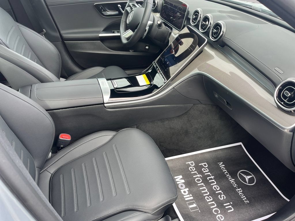 Certified 2025 Mercedes-Benz C 300 4MATIC Sedan image 15