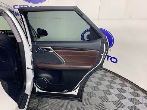 Used 2019 Lexus RX 350L image 39