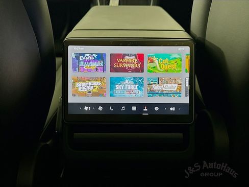 Used 2026 Tesla Model Y Long Range image 31