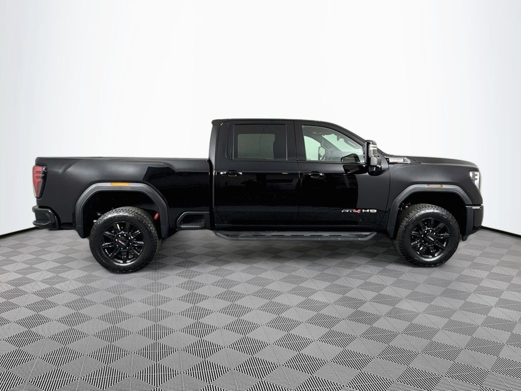 Used 2026 GMC Sierra 3500 AT4 AWD/4WD image 8