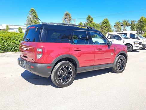 Certified 2025 Ford Bronco Sport Outer Banks w/ Outer Banks Tech Package+ image 7