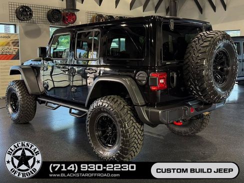 Used 2025 Jeep Wrangler Unlimited Rubicon AWD/4WD image 10