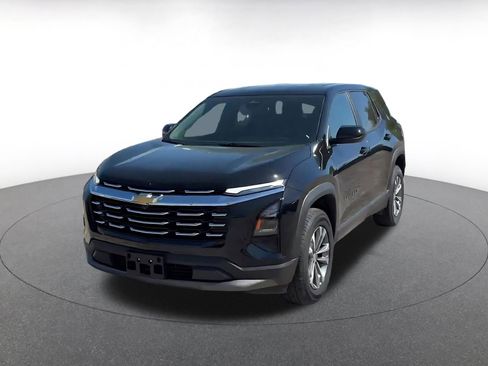 Used 2025 Chevrolet Equinox LT image 5