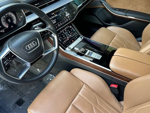 Used 2021 Audi A8 L 4.0T image 10
