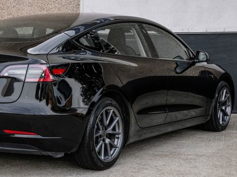 Used 2023 Tesla Model 3 Standard Range image 14