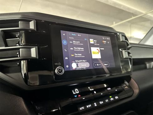 Used 2025 Toyota Tundra SR image 18