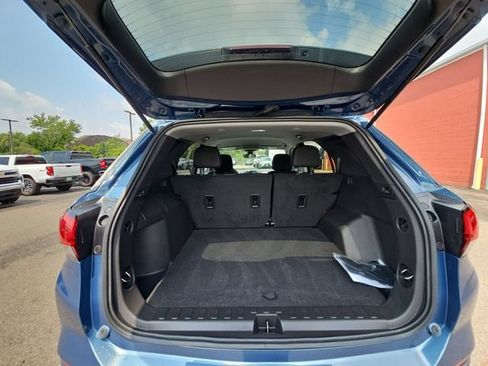 Used 2024 Chevrolet Equinox LS w/ LS Convenience Package FWD image 29