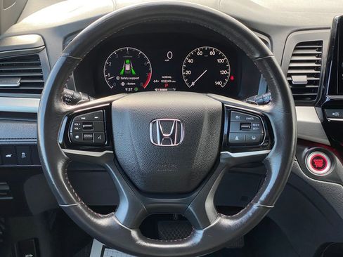 Used 2025 Honda Odyssey Sport-L image 22