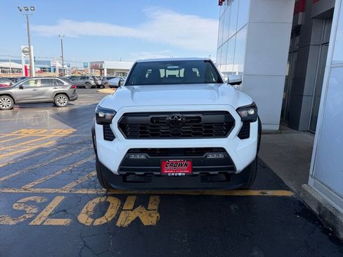 New 2026 Toyota Tacoma TRD Off-Road image 2