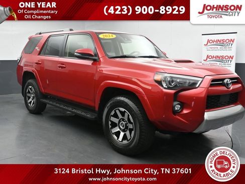 Used 2024 Toyota 4Runner TRD Off-Road Premium AWD/4WD image 1