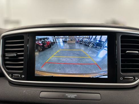 Used 2020 Kia Sportage S w/ S FWD Sunroof Package image 27